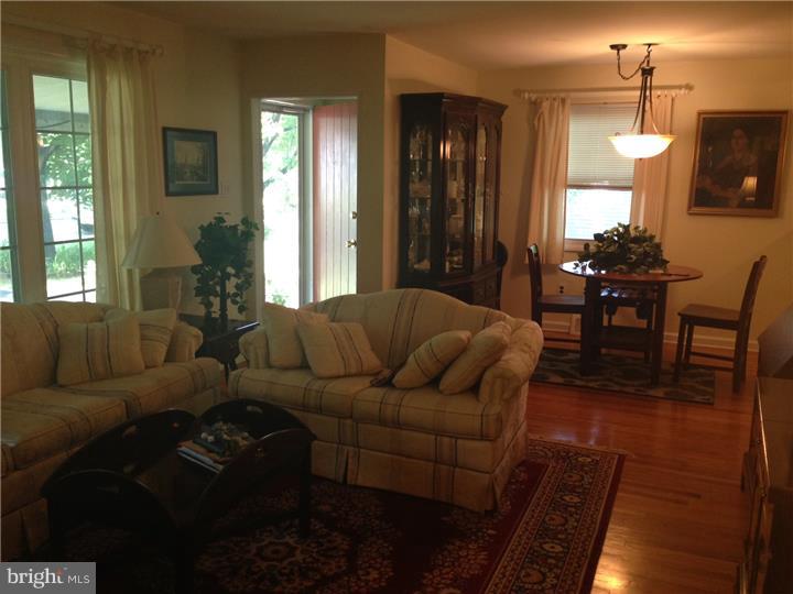 607 Devon Road Moorestown, NJ 08057 - Photo 4 of 18 Gallery Image 4