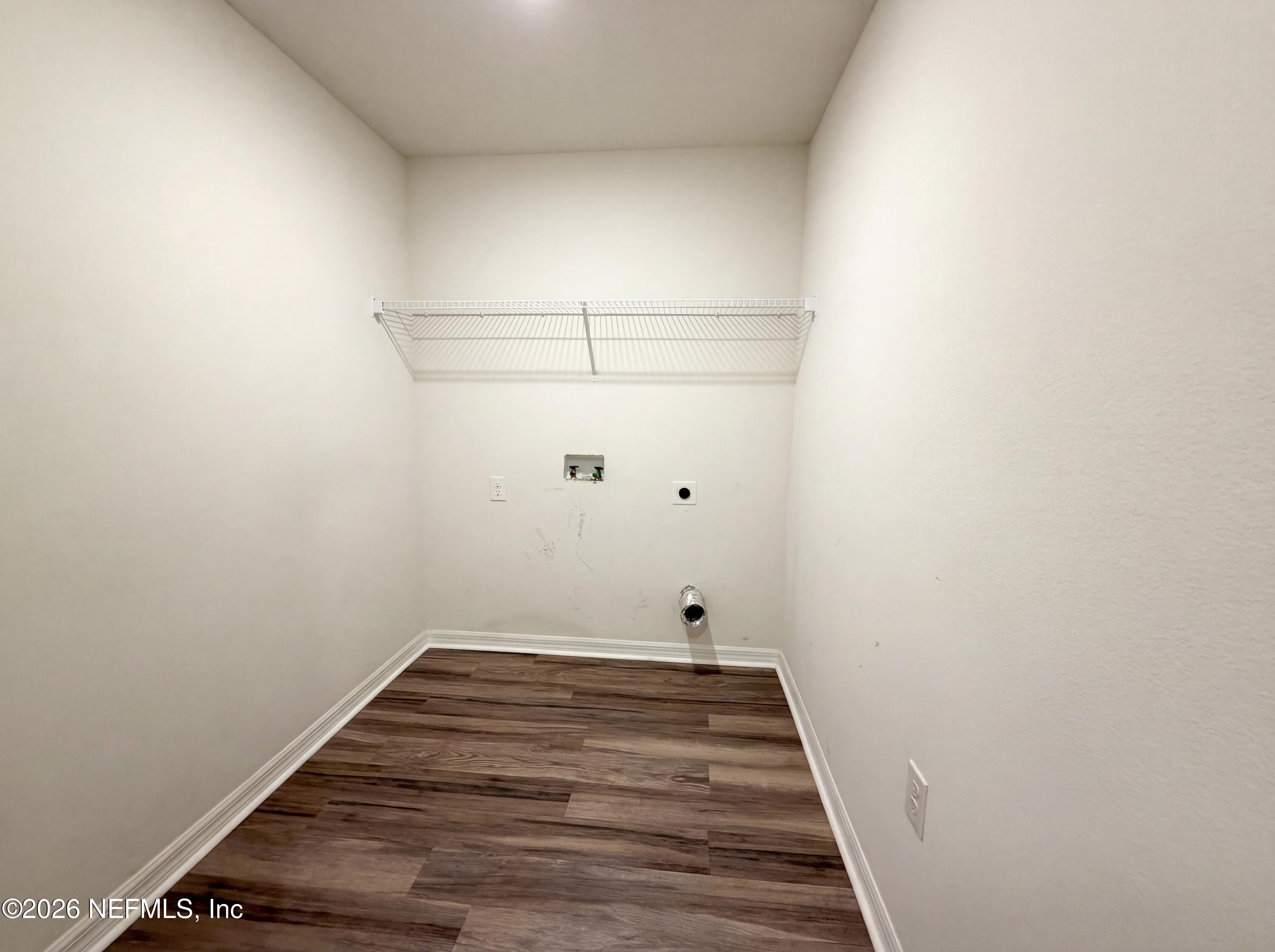 171 River Ridge Welaka, FL 32193 - Photo 12 of 17 a view of a room with empty racks