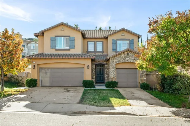 $740,000 | 12 Plaza Avila, Lake Elsinore, CA 92532