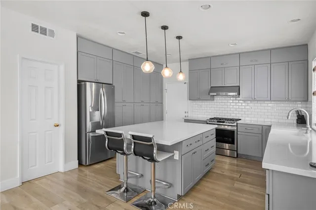 $740,000 | 12 Plaza Avila, Lake Elsinore, CA 92532