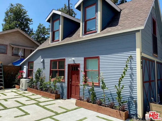 $3,000 | 1301 West 22nd Street, Unit 1303, Los Angeles, CA 90007