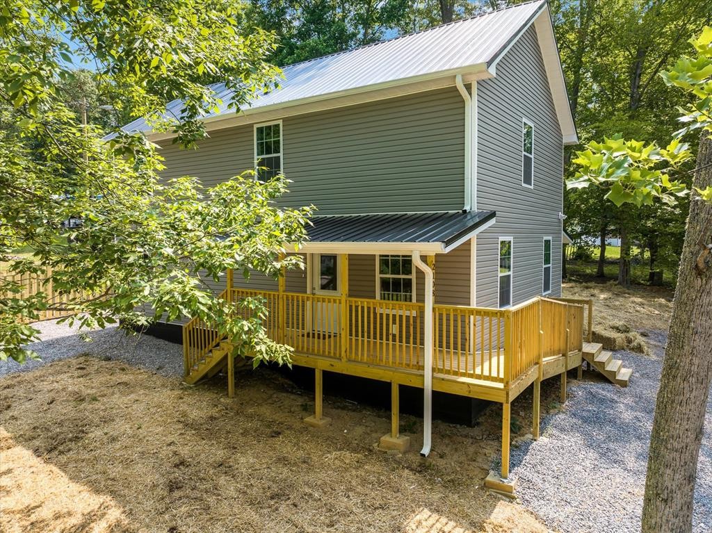 2108 Cox Road Dandridge, TN 37725 - Photo 1 of 29
