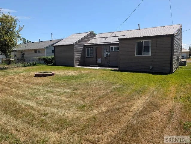 $279,000 | 1185 15 East Idaho Falls, Idaho Falls, ID 83404