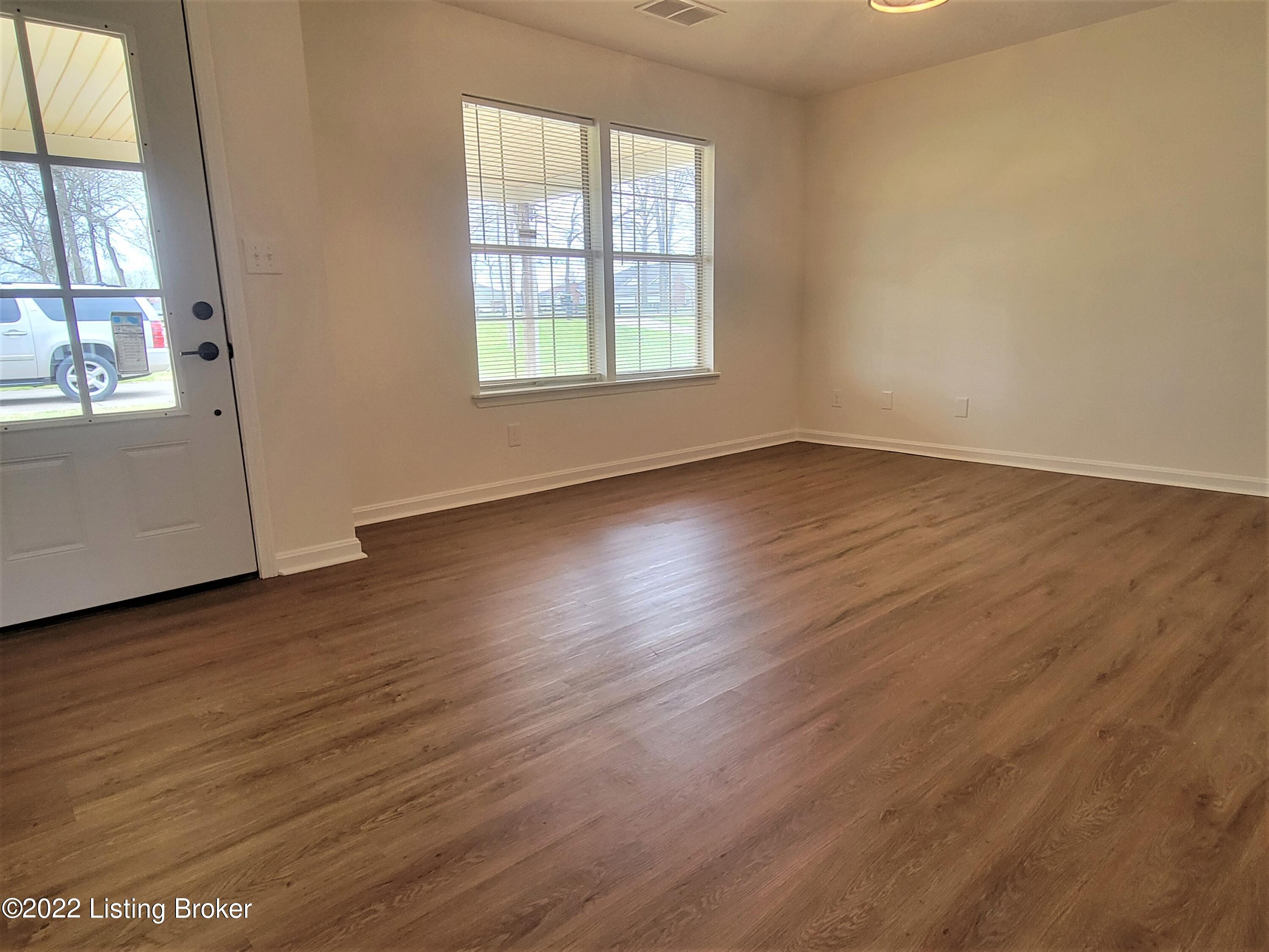 6712 Terry Road Louisville, KY 40258 - Photo 9 of 52 Super-nice living room