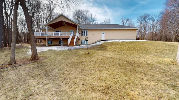$519,900 | 64562 270th Street, Alden, MN 56009