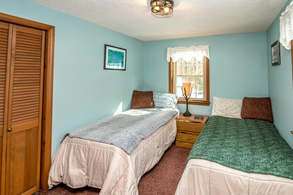 $442,900 | 31 McGrew Drive, Tamworth, NH 03886