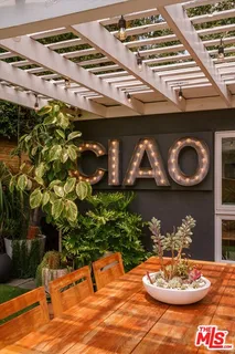 $1,799,000 | 2583 Canyon Drive, Los Angeles, CA 90068