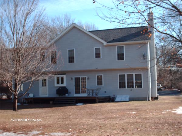 20 Vernon Road Medway, MA 02053 - Photo 3 of 8 Gallery Image 3