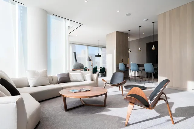 $1,885,000 | 50 West Street, Unit 14A | Financial District