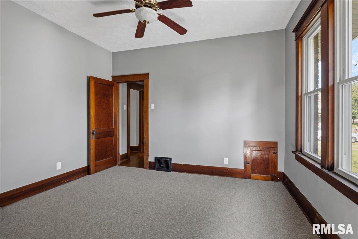 1824 North 9th Street Springfield, IL 62702 - Photo 18 of 29 Gallery Image 18