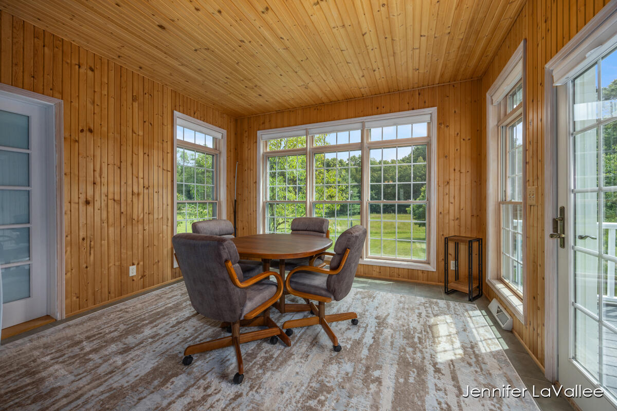 1471 10 Mile Road Northeast Comstock Park, MI 49321 - Photo 15 of 56 IMG_1014