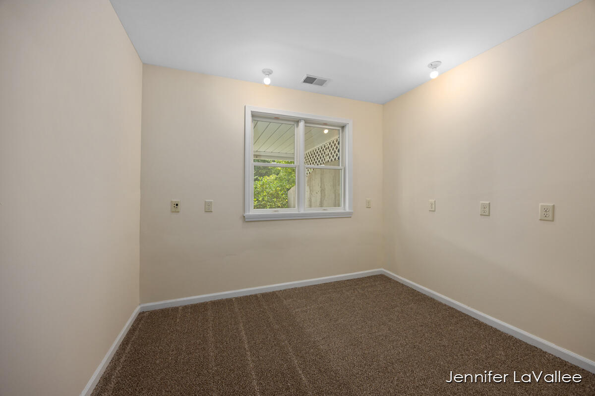 1471 10 Mile Road Northeast Comstock Park, MI 49321 - Photo 27 of 56 IMG_1026