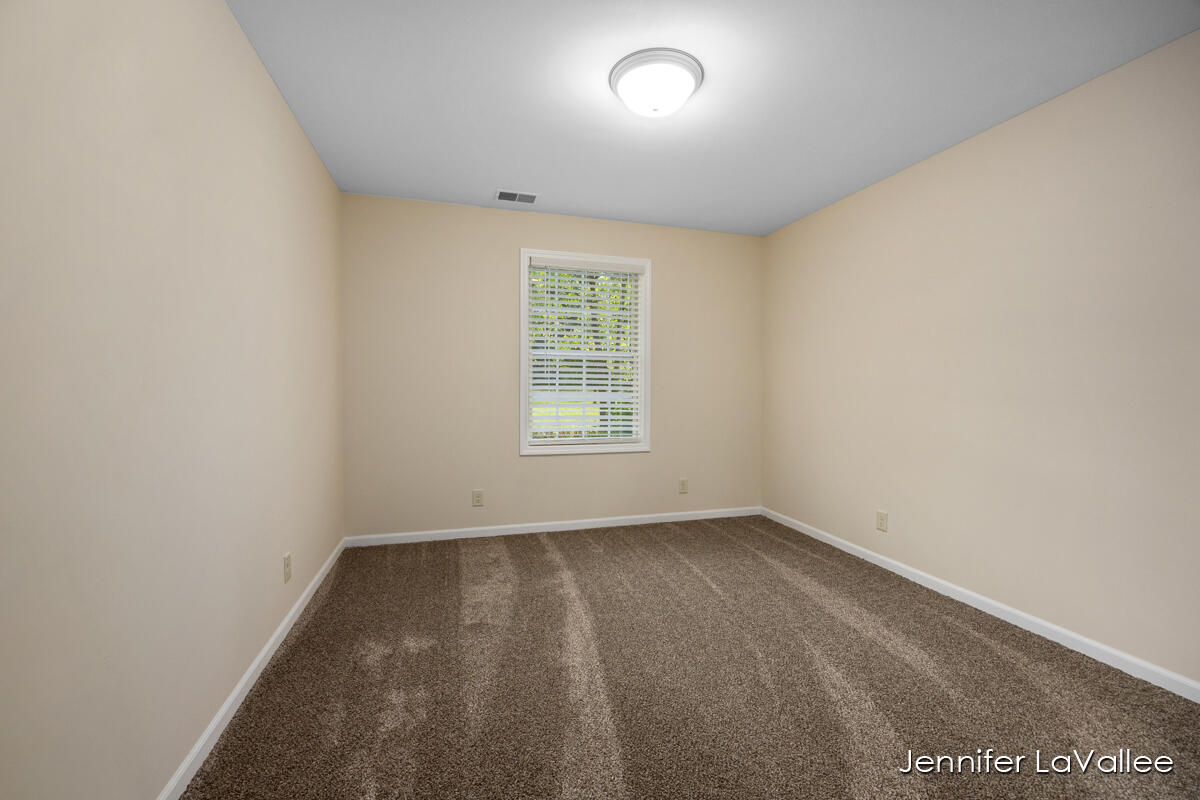 1471 10 Mile Road Northeast Comstock Park, MI 49321 - Photo 28 of 56 IMG_1027