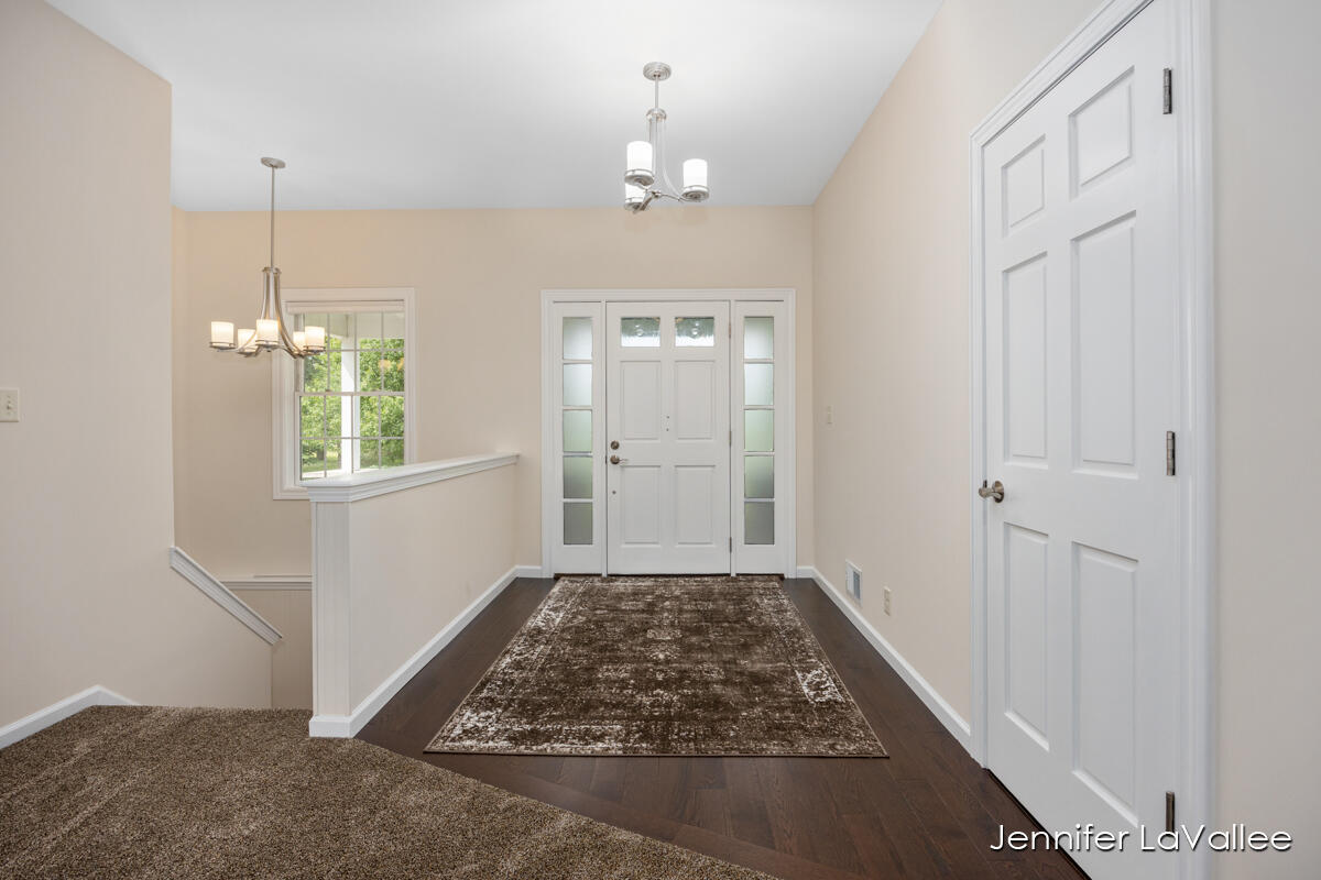 1471 10 Mile Road Northeast Comstock Park, MI 49321 - Photo 4 of 56 IMG_1003