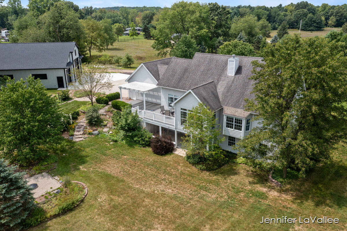 1471 10 Mile Road Northeast Comstock Park, MI 49321 - Photo 44 of 56 IMG_1043