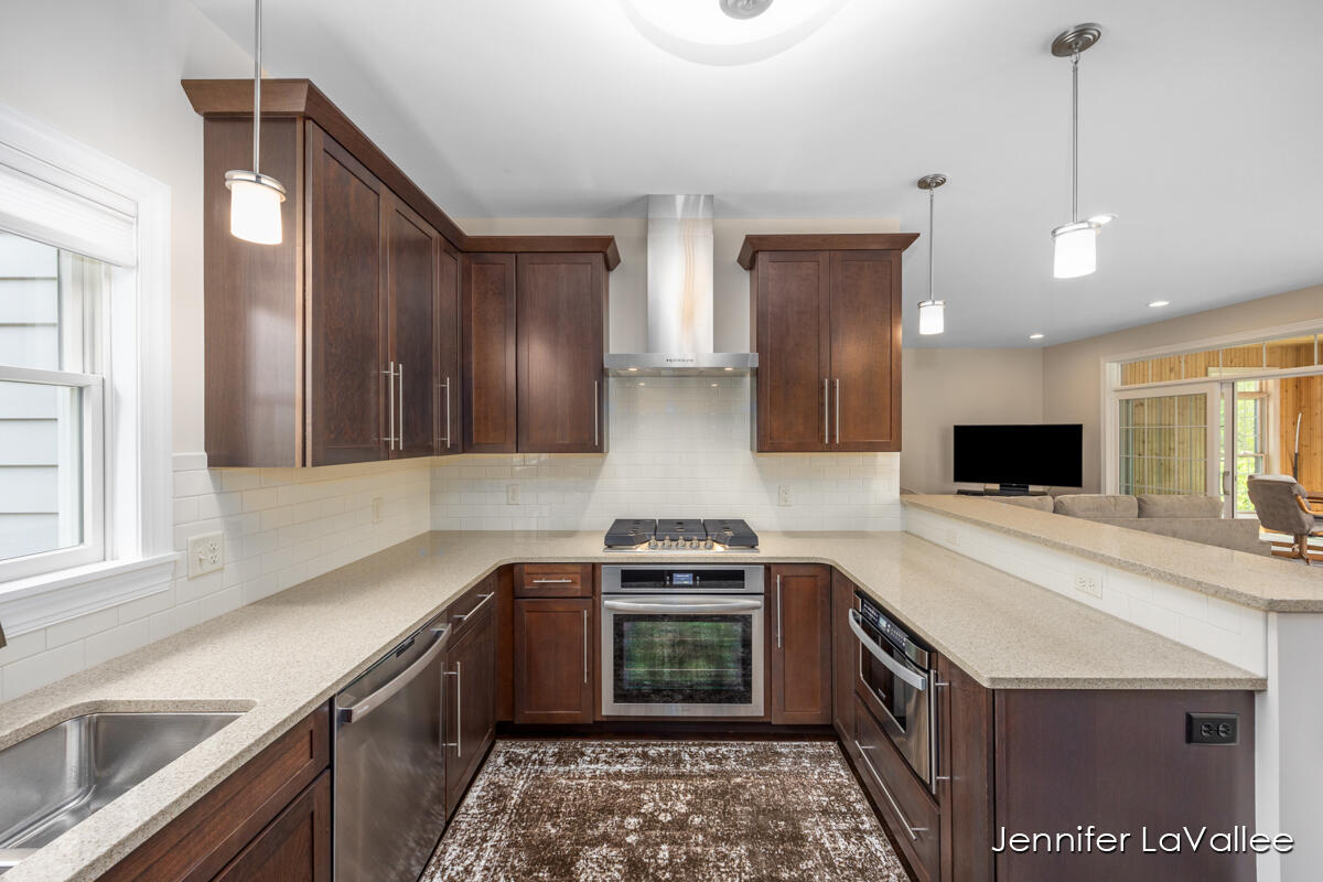 1471 10 Mile Road Northeast Comstock Park, MI 49321 - Photo 10 of 56 IMG_1009