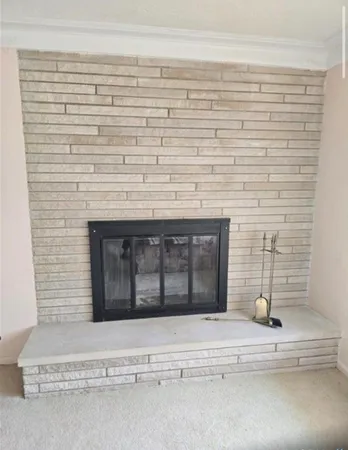 $205,900 | 9 Orchard Drive, Charleston, IL 61920