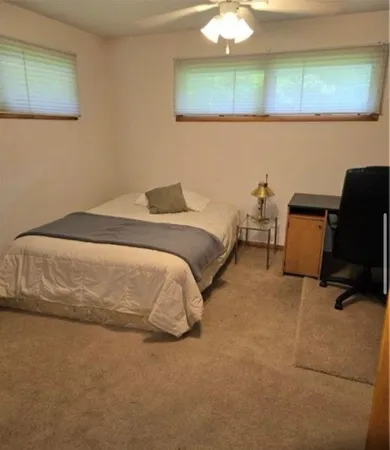 $205,900 | 9 Orchard Drive, Charleston, IL 61920