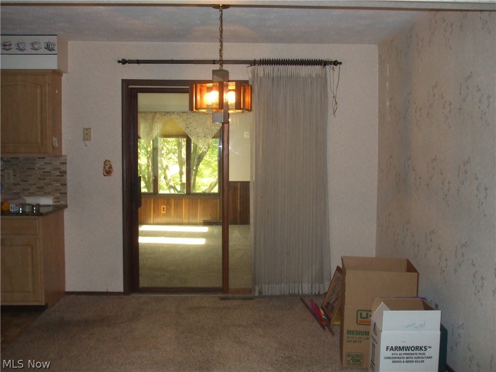 6085 Carsten Road Medina, OH 44256 - Photo 11 of 28 Gallery Image 11