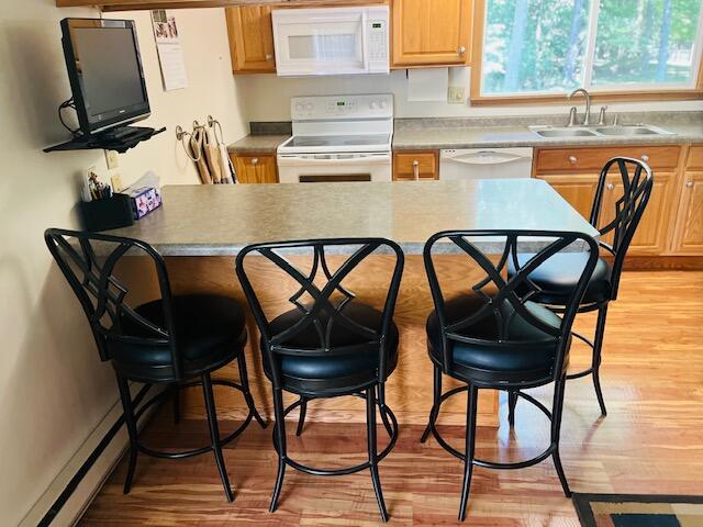 W1380 Little River Road Marinette, WI 54143 - Photo 27 of 43 Marinette kitchen 2