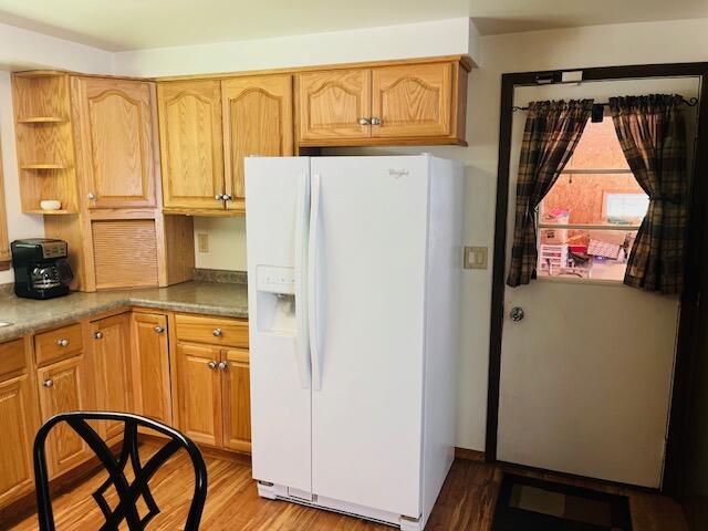 W1380 Little River Road Marinette, WI 54143 - Photo 28 of 43 Marinette kitchen 3