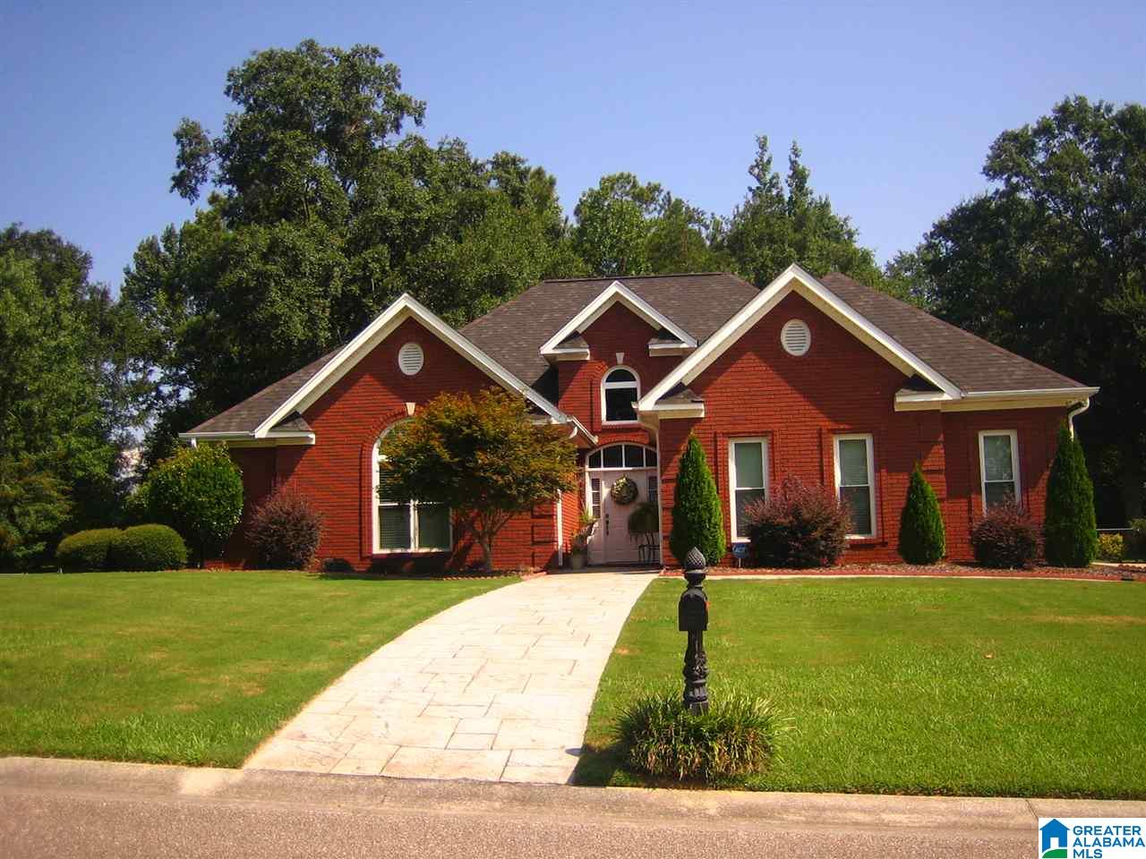106 Oak Ridge Lane Clanton, AL 35045 - Photo 1 of 44
