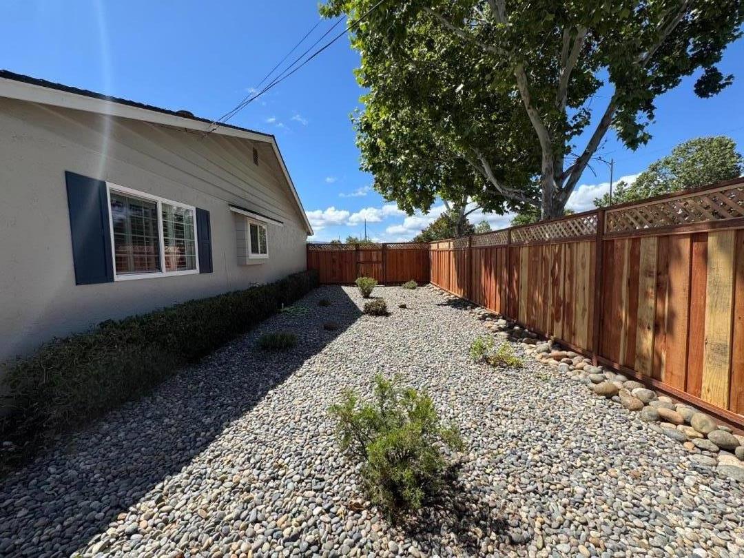 1375 Colleen Way Campbell, CA 95008 - Photo 31 of 44