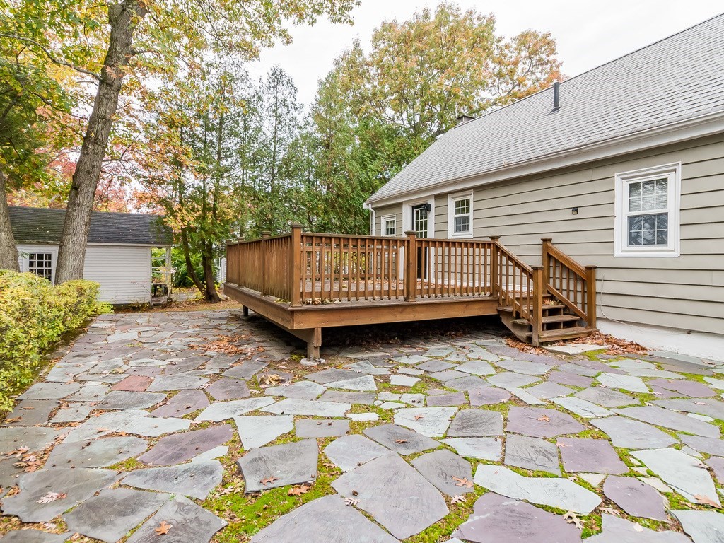 3 Arbor Road Chelmsford, MA 01863 - Photo 4 of 37 Gallery Image 4