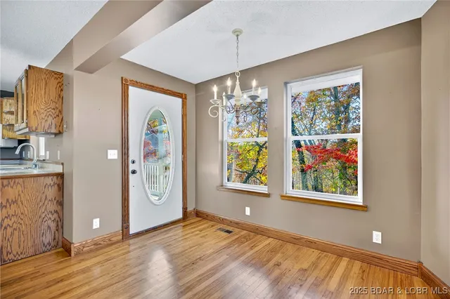 $389,900 | 165 4 Winds Court, Lake Ozark, MO 65049