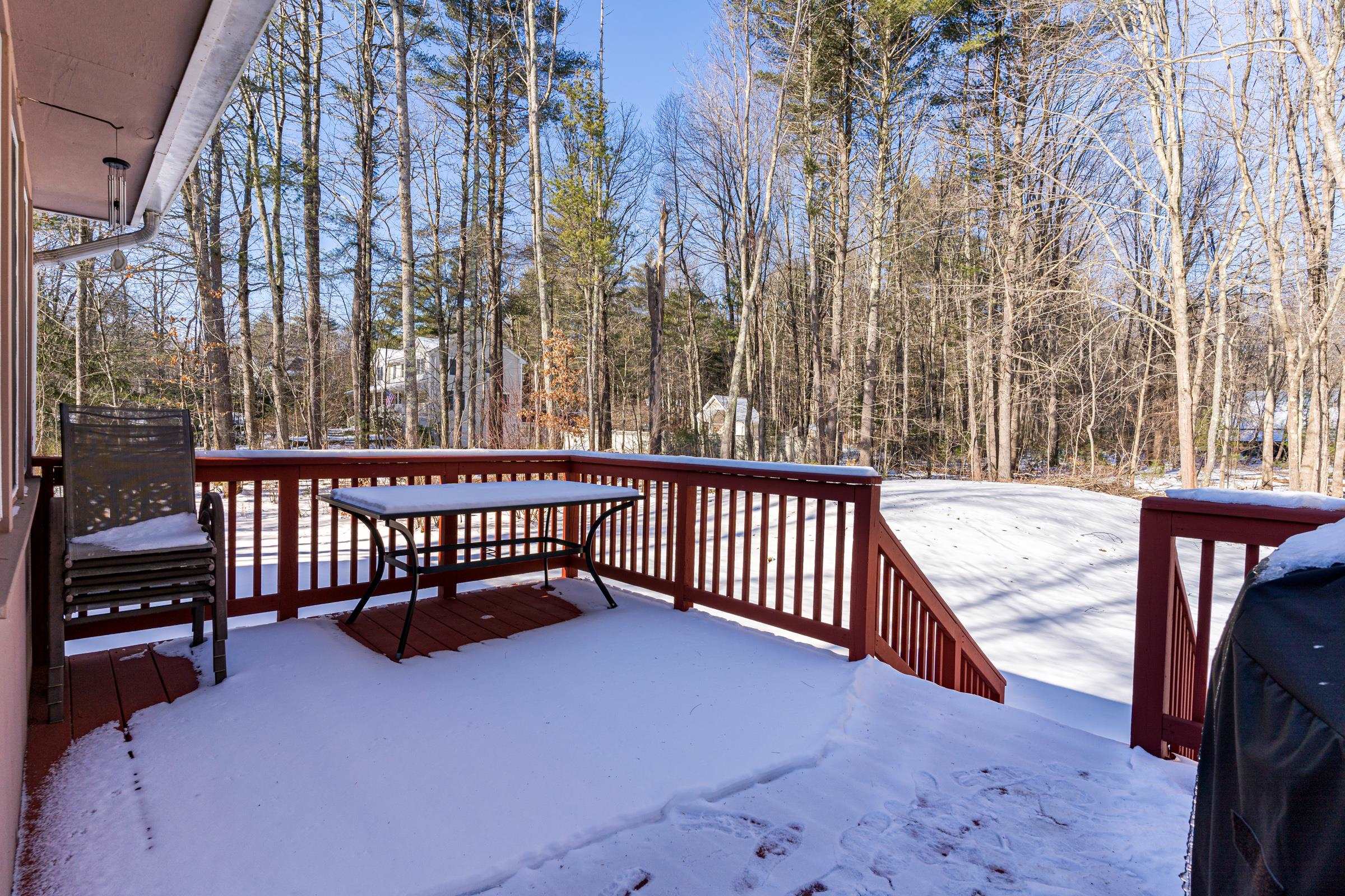 185 Long Hill Road Dover, NH 03820 - Photo 2 of 40