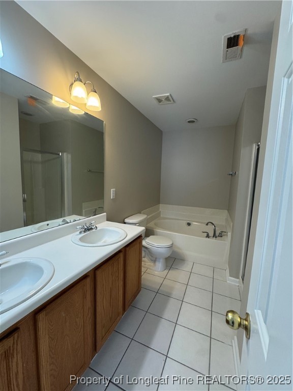116 Higher Learning Drive Durham, NC 27713 - Photo 25 of 32 a bathroom with a sink and mirror