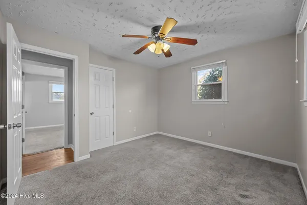 $1,500 | 205 Regalwood Drive, Jacksonville, NC 28546