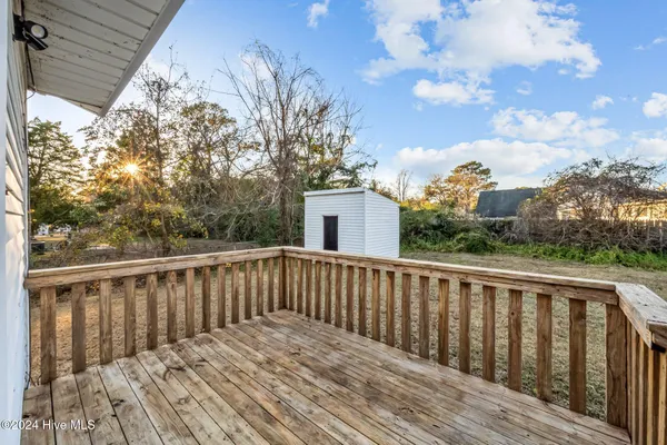 $1,500 | 205 Regalwood Drive, Jacksonville, NC 28546