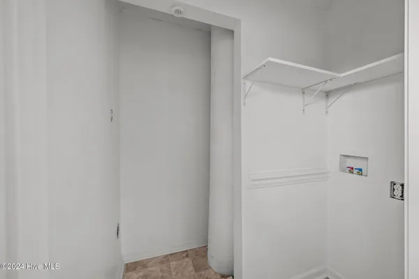 $1,500 | 205 Regalwood Drive, Jacksonville, NC 28546