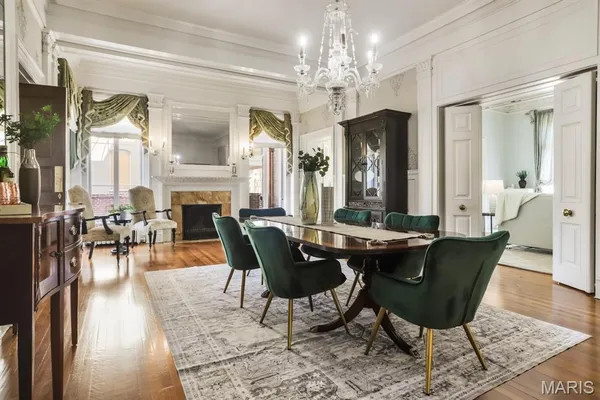 $2,300,000 | 37 Washington Terrace, St. Louis, MO 63112