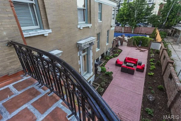 $2,300,000 | 37 Washington Terrace, St. Louis, MO 63112