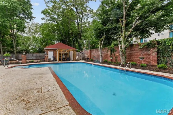 $2,300,000 | 37 Washington Terrace, St. Louis, MO 63112