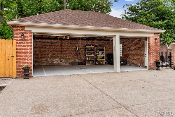 $2,300,000 | 37 Washington Terrace, St. Louis, MO 63112