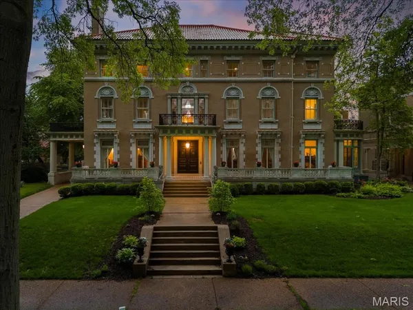 $2,300,000 | 37 Washington Terrace, St. Louis, MO 63112