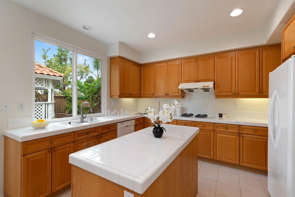 5940 Oceanview Ridge Lane San Diego, CA 92121 - Photo 12 of 30