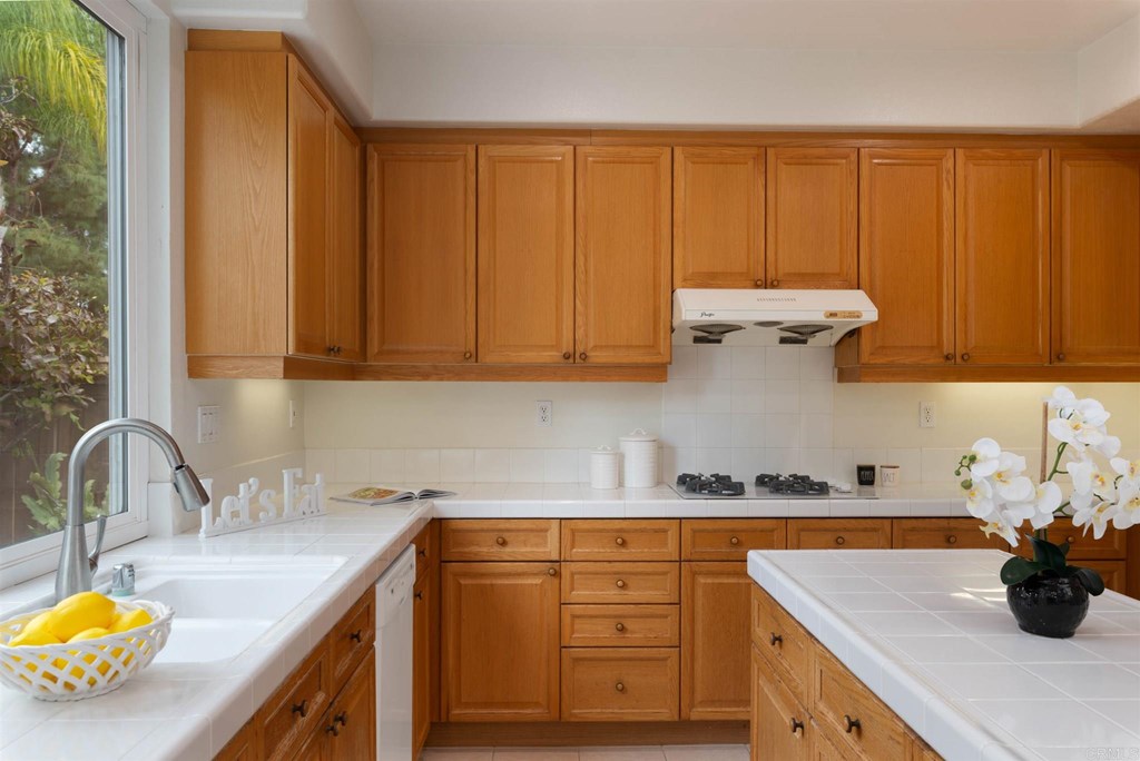 5940 Oceanview Ridge Lane San Diego, CA 92121 - Photo 13 of 30