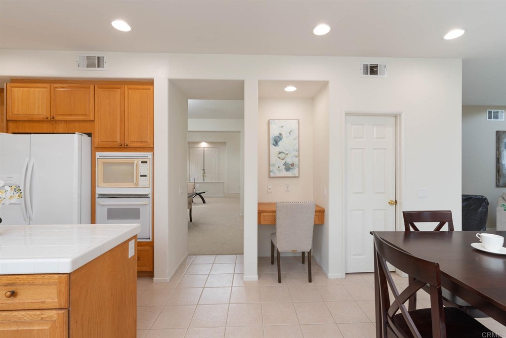 5940 Oceanview Ridge Lane San Diego, CA 92121 - Photo 10 of 30