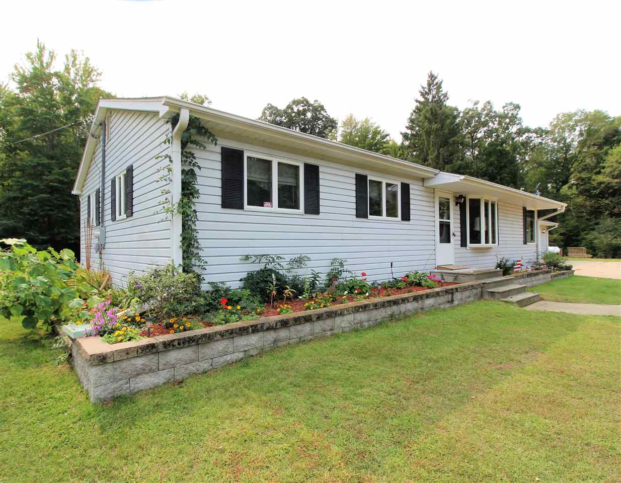 7960 Busch Road Birch Run, MI 48415 - Photo 16 of 24