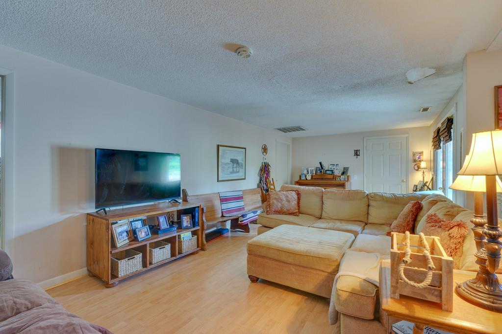 3605 North Chapel Road Franklin, TN 37067 - Photo 4 of 12 Gallery Image 4