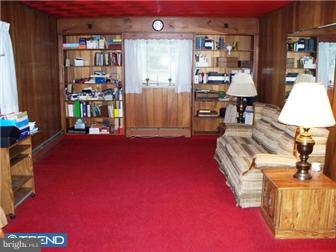 415 Jackson Road Sewell, NJ 08080 - Photo 8 of 12 Family Room