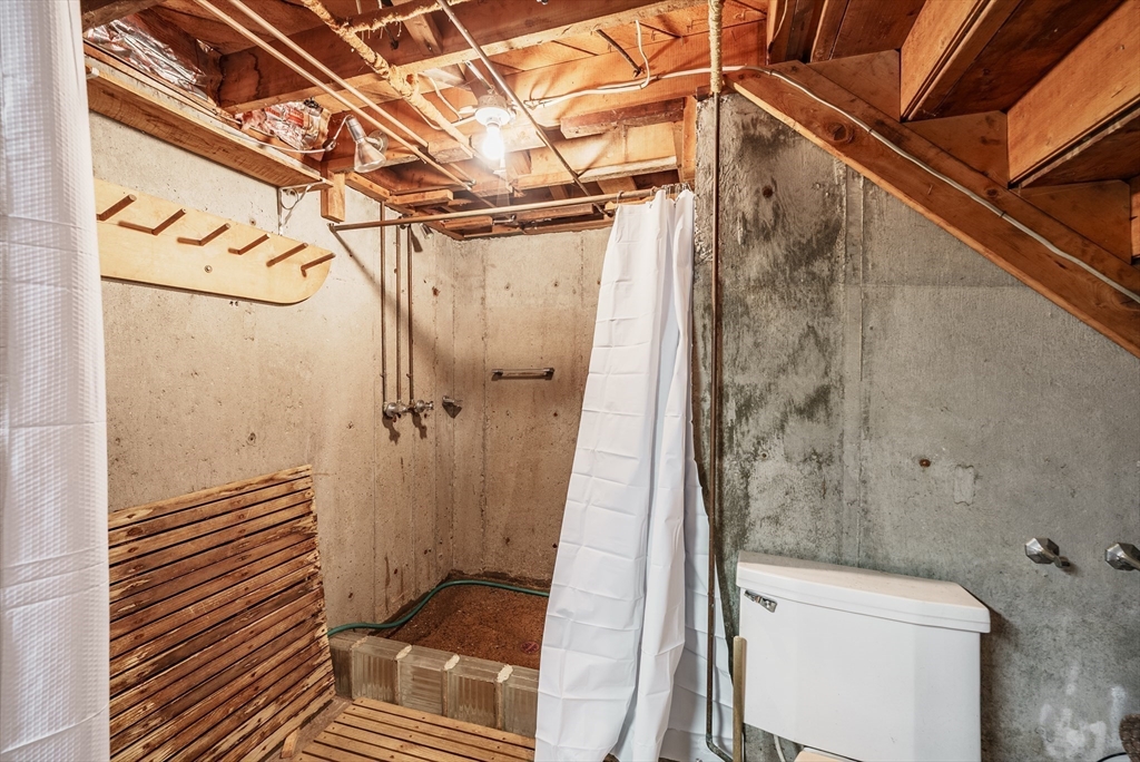 70 Ridgewood Drive Russell, MA 01071 - Photo 17 of 23 Gallery Image 17