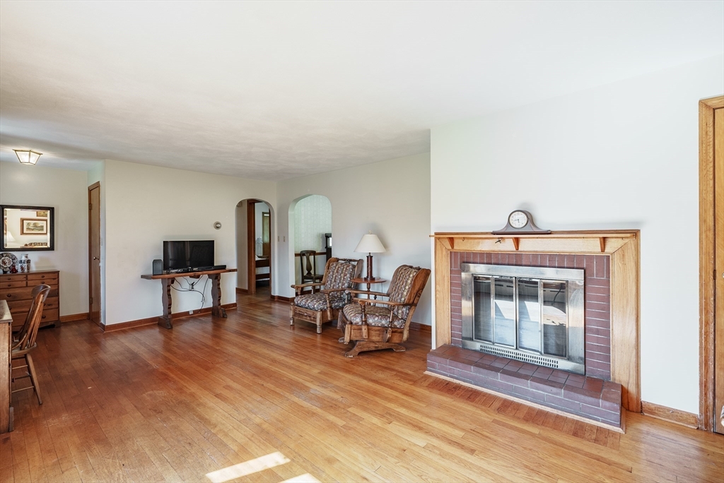 70 Ridgewood Drive Russell, MA 01071 - Photo 10 of 23 Gallery Image 10