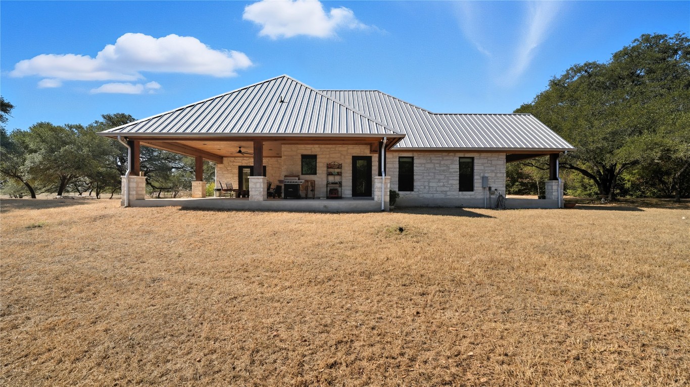 2656 River Bend Road Smithville, TX 78957 - Photo 2 of 40 a front view of a house with a yard