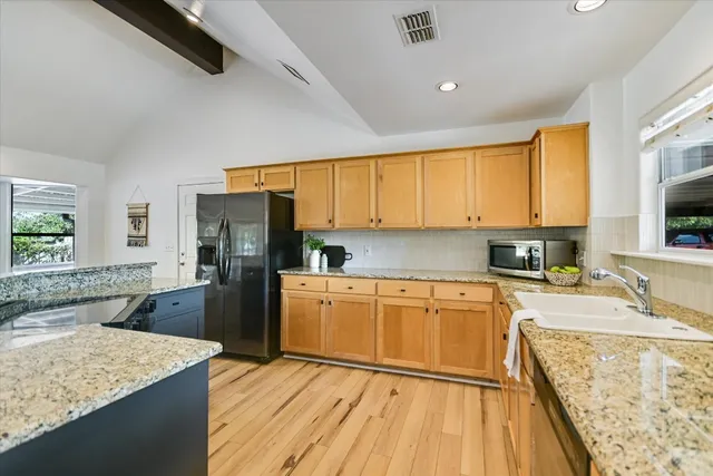 $3,300 | 302 Valley Drive, Wimberley, TX 78676