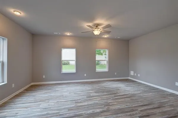 $282,500 | 606 West Delavan Drive, Janesville, WI 53546